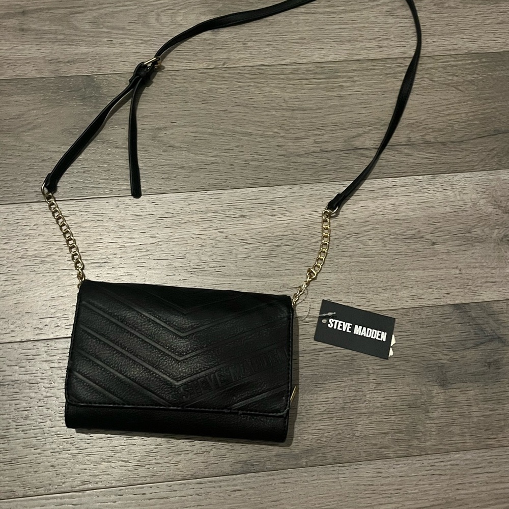 Steve Madden Black and Gold Crossbody Bag